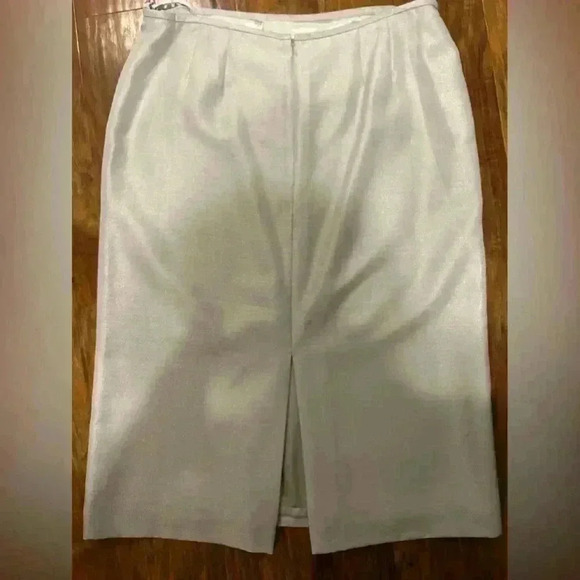 Preston & York Suit Women’s Size 16 Two Piece Skirt and Jacket Combo Formal - Picture 11 of 11